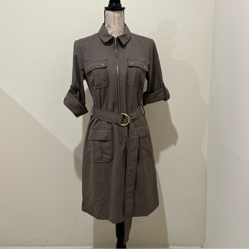 SHARAGANO Stretch Dress Women Size 8P Petite, Roll Tab Sleeves, Pockets, Belted - Picture 7 of 8